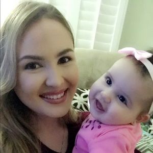 Meet your Posher, Elizabeth